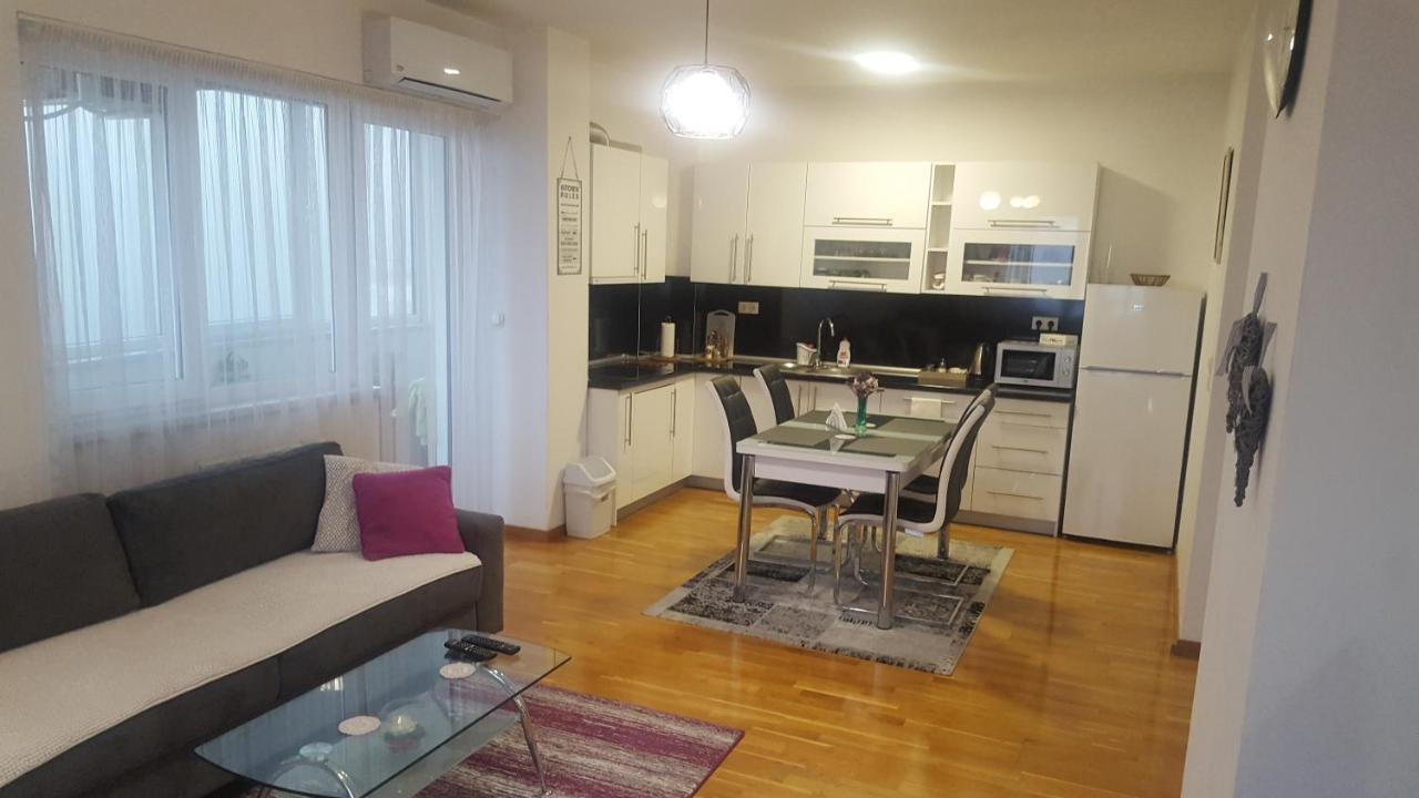 Fantasy Apartment Tuzla Luaran gambar